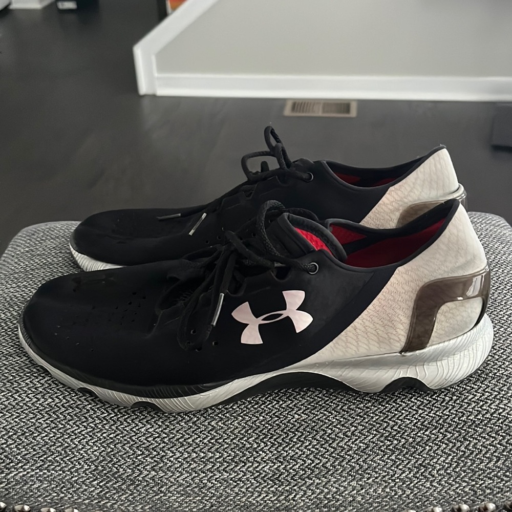 Under Armour Bone Trainers